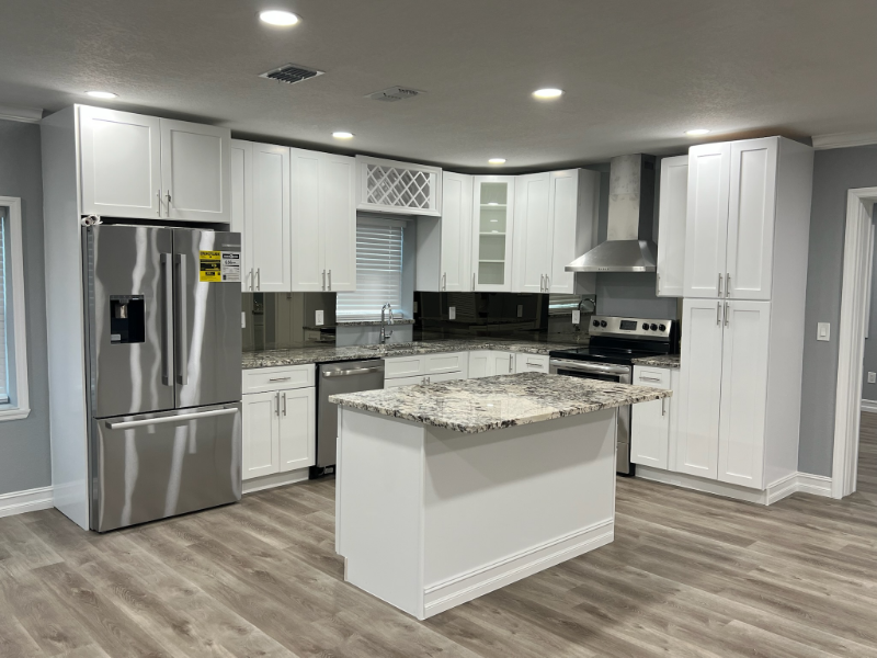 Professional countertop installation in Grand Rapids kitchen