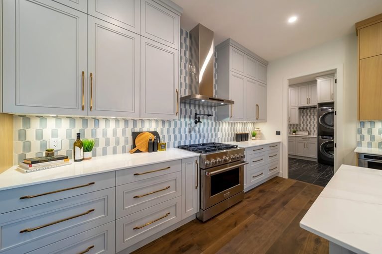 Kitchen Flooring — Kitchen Engineered Hardwood Creston Grand Rapids — photo 4